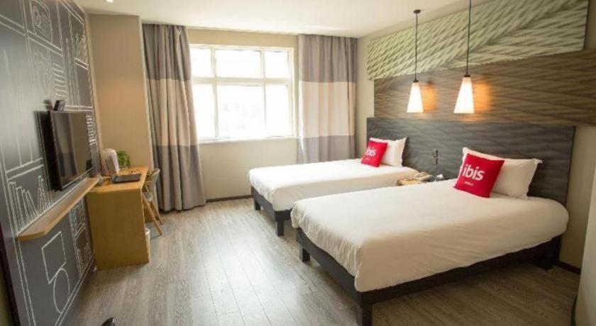 Hotel Ibis Xi'An First Gaoxin Rd Extérieur photo