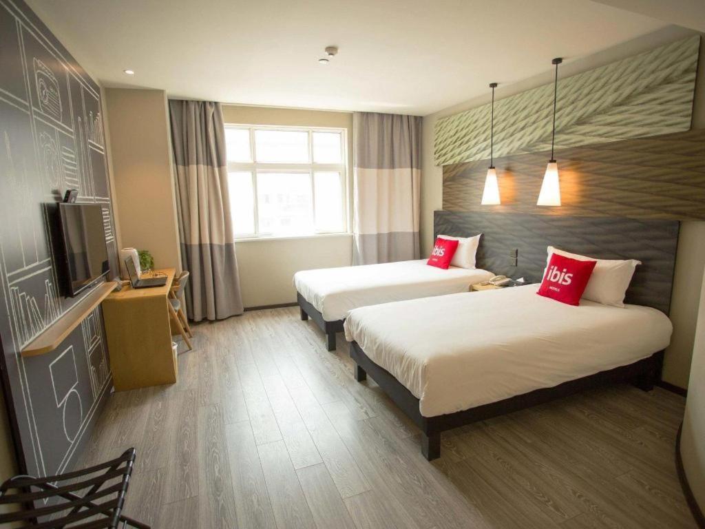 Hotel Ibis Xi'An First Gaoxin Rd Extérieur photo